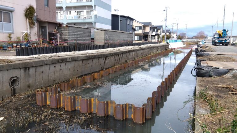 南沖洲三丁目ほか（Ｈ‐２５１）排水路改良工事（第２分割２工区）（週休２日確保モデル工事）